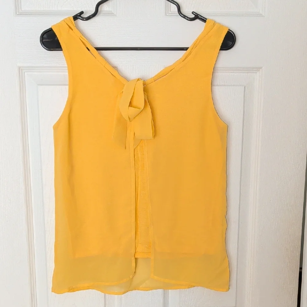 Stile Benetton Layered Chiffon Mustard Tank Top - Picture 5 of 5